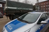 Pojazd saperów z Gliwic i radiowóz zabrzańskiej Policji