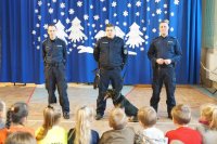 Zabrzańscy policjanci podczas spotkania z przedszkolakami i uczniami Zespołu Szkolno – Przedszkolnego nr 16 w Zabrzu